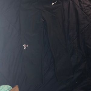 Black nike leggings with falcons logo